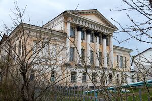 Здание Городского училища, Белозерск. Фото 4.jpg