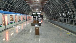 Москва на станции Ахангаран 2.jpg