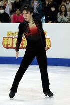 Shoma Uno at 2016-2017 GP Final.jpg