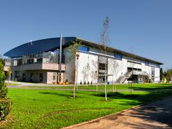 Patinoarul Olimpic Brasov - panoramio.jpg