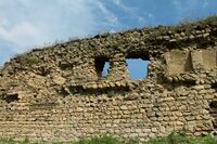 Qala divarlarının qalıqları.jpg