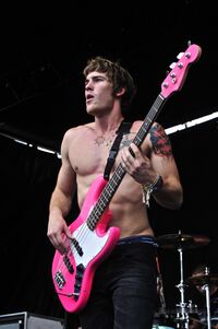 Zack Merrick All Time Low 2009.jpg