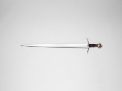 Albion Prince Medieval Sword 3 (6093271215).jpg