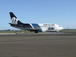 Ozjet (VH-OBN) Boeing 737-229 at Sydney Airport.jpg