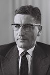 I.E. NEBENZAHL.jpg