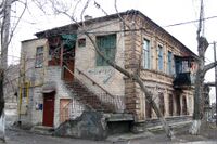 House on 37 Klinskaya Street in Volgograd 001.jpg