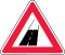 Latvia road sign 114.svg
