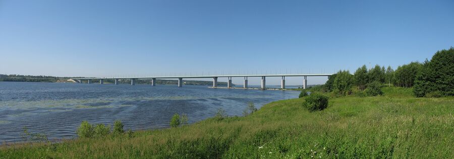 Горьковское водохранилище в районе Кинешмы