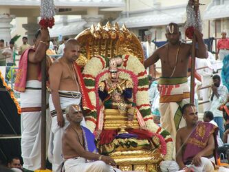 Malayappa in Chinnasesha Vahanam.jpg