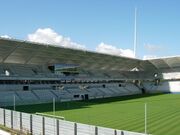 Stade Auguste-Delaune 2 Tribünen.JPG