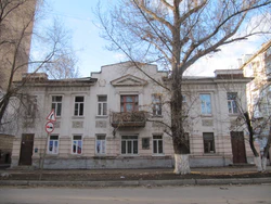 Особняк Мюфке на ул Железнодорожной.jpg