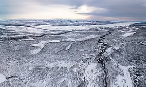 Большая Момская наледь