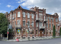 Доходный дом Воробьёва во Владикавказе.png