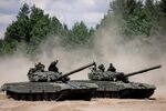 2) T-72M1 donated to Ukraine by Poland and Czech republic.jpg