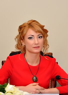 Анна Романова на виїзному засіданні комітету Верховної Ради України в Чернігові (23.02.2015).jpg