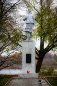 Памятник Зоя Космодемьянская.jpg