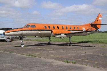 LQ-MLV Swearingen SA226TC Metro (8164120613).jpg