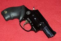 Taurus Model 85.jpg