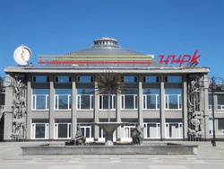 Цирк в Саратове.jpg