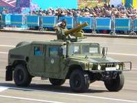 HMMWV Казахстанской армии с установленным ПТРК Фагот.JPG