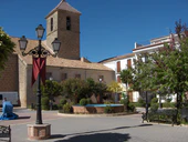 Plaza del Pueblo Valdepenas de Jaen.JPG