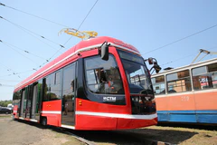 Taganrog tram 71-628.jpg