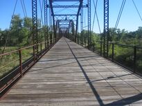 Wooden bridge over Canadian River, Canadian, TX IMG 6058.JPG