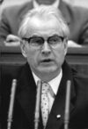 Bundesarchiv Bild 183-1989-1117-019, Hans Modrow.jpg