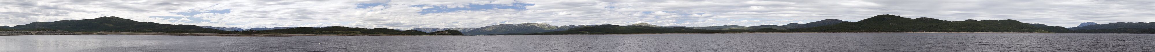 Møsvatnet panorama.jpg