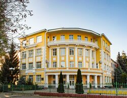 Головний корпус Педуніверситету DSCF5179.jpg