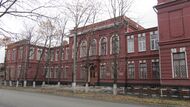 Кременчуцький технікум залізничного транспорту.JPG