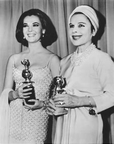 Natalie Wood Ruth Gordon 23rd Golden Globes.jpg