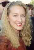 Patricia Wettig 1989 (3).jpg
