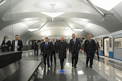 Владимир Путин, Сергей Собянин, представители Правительства Москвы и руководство метрополитена на открытии станции. 30 августа 2012 года.