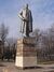 Памятник Петровскому.jpg