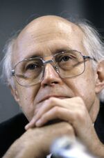 RIAN archive 438589 Mstislav Rostropovich.jpg
