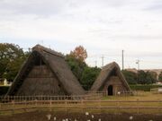 Shijimizuka Ruins (restored houses 1).jpg