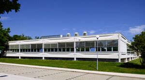 Vorstufengebäude Uni Klagenfurt.jpg