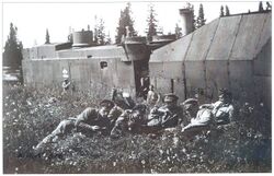 Бронепоезд Сибиряк Колчака лето 1919.jpg