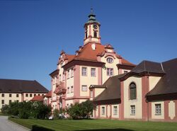 Altshausen Schloss Torgebaeude 2005 b.jpg