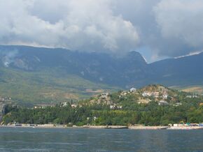 Gurzuf View from the Sea.JPG