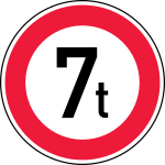 Latvia road sign 312.svg