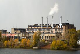 Київська районна електростанція восени.jpg