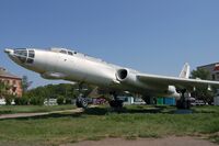 Туполев Ту-16 5202605, Энгельс RP2278.jpg