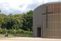 La chapelle de la Réconciliation (Centre d'information du Mur, Berlin).jpg