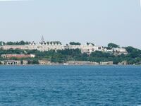 Topkapi Palace Bosphorus.JPG