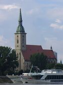 Bratislava-Martinsky dom from Petrzalka 2.jpg