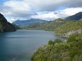Lago verde (Los Alerces National Park) 01.JPG