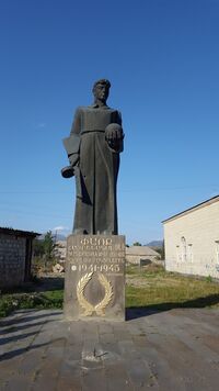 Գյուլագարակ, Հայրենական մեծ պատերազմի զինվորների հիշատակին 03.jpg