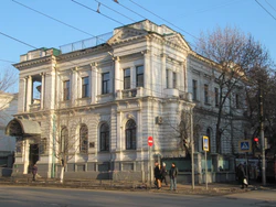 Дом саратовских губернаторов.jpg